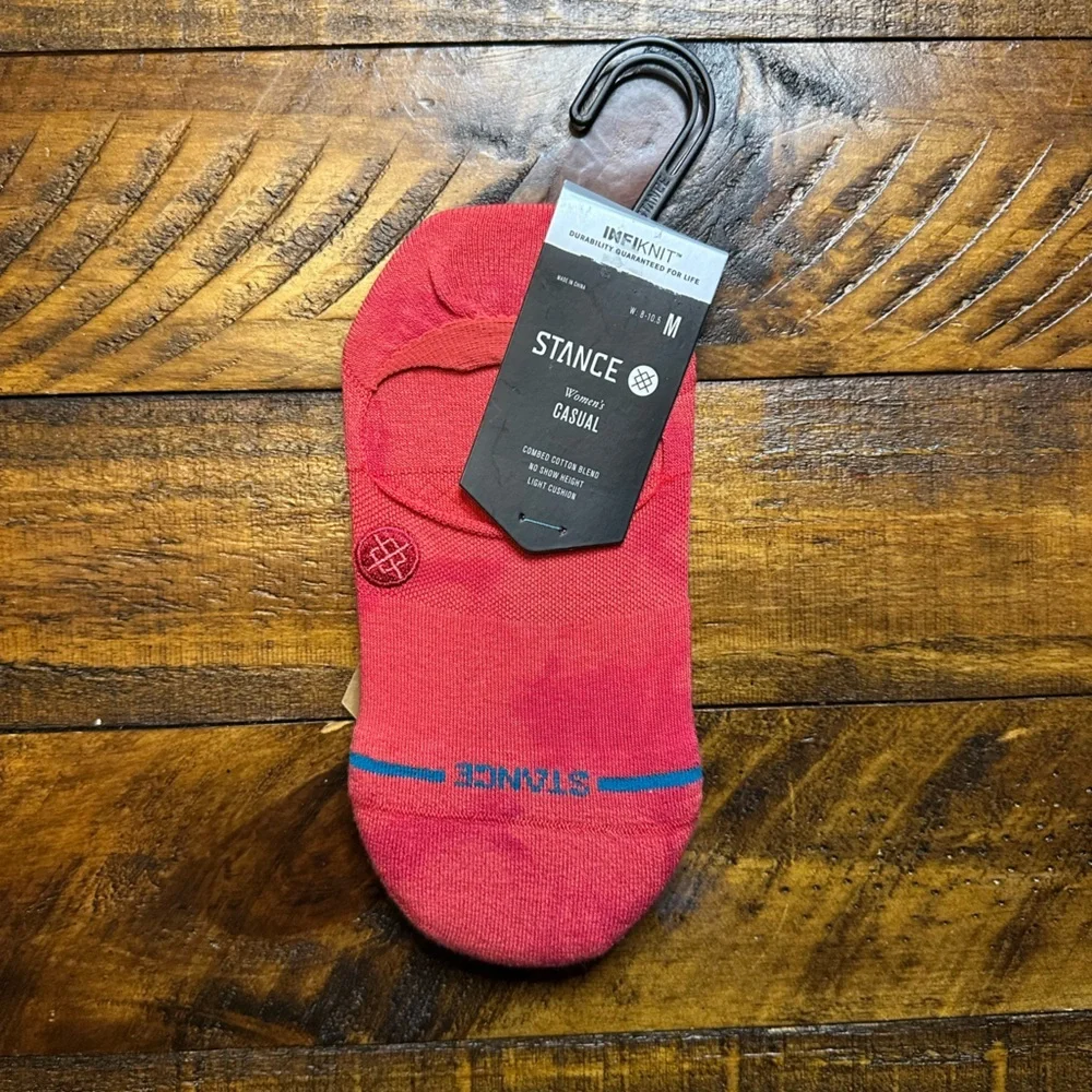 NWT Stance Women's Coral No Show Socks, Size Medium women’s size 8-10.5